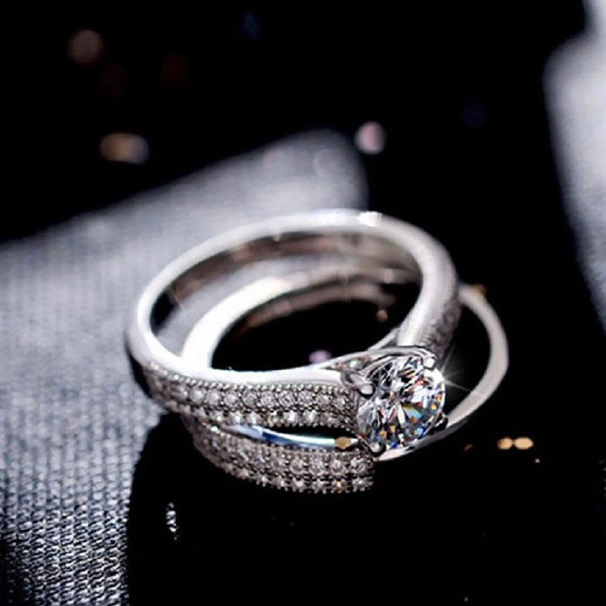 Vintage Halo Ring Set in 925 Sterling Silver